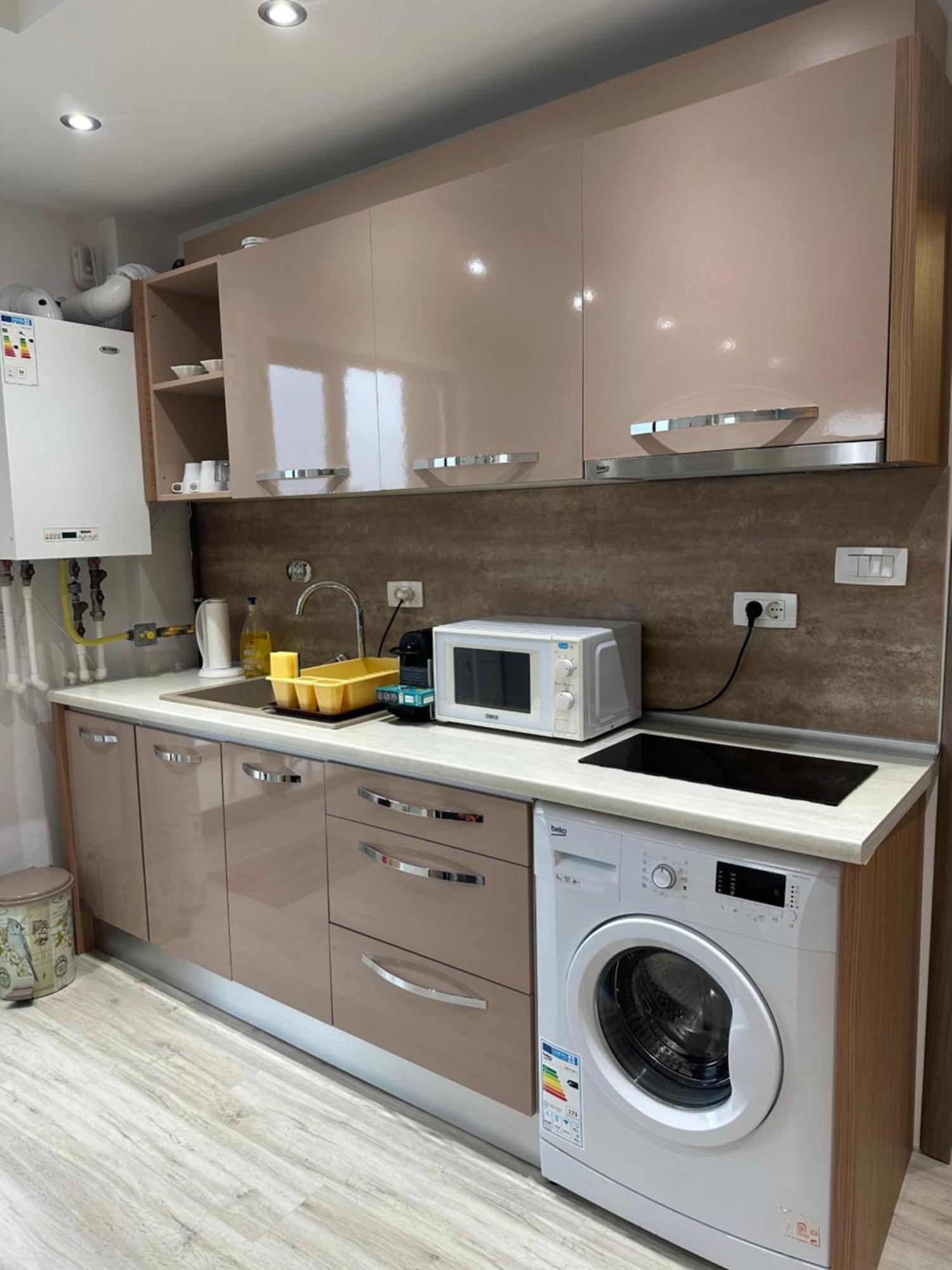 Apartament Manu Apartment นาโวดาริ ภายนอก รูปภาพ